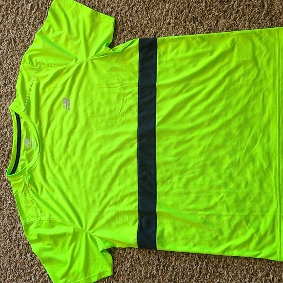 New balance t-shirt - Picture 2 of 3